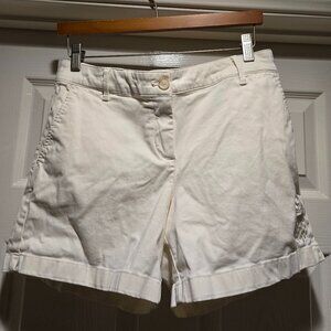 Tommy Bahama Borocay embroidered Pineapple shorts Size 8